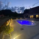 Villa Maison 6km De Sarlat Piscine Chauffée Et Jacuzzi Saint-Vincent-le-Paluel