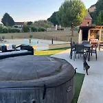 Maison 6km De Sarlat Piscine Chauffée Et Jacuzzi Saint-Vincent-le-Paluel