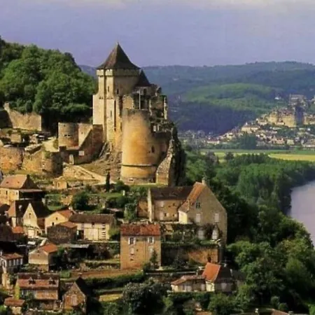 Piscine Chauffee Et Jacuzzi Sarlat En Perigord Вилла *