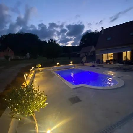 Vila Piscine Chauffee Et Jacuzzi Sarlat En Perigord Saint-Vincent-le-Paluel
