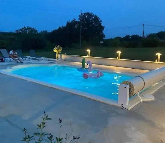 Piscine Chauffee Et Jacuzzi Sarlat En Perigord Вилла Saint-Vincent-le-Paluel